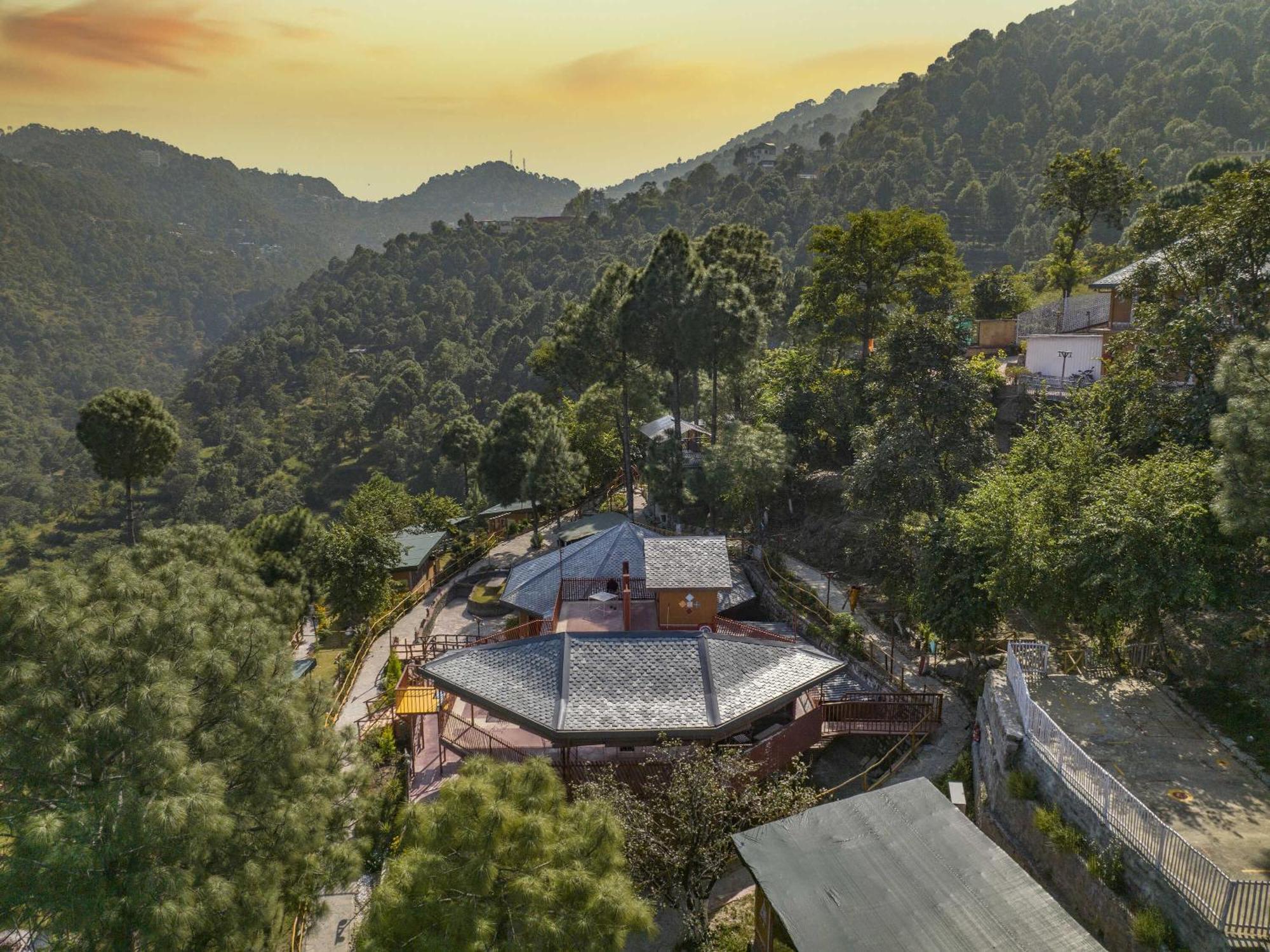 A Kasauli Ggaon By Echor Hotel Екстериор снимка