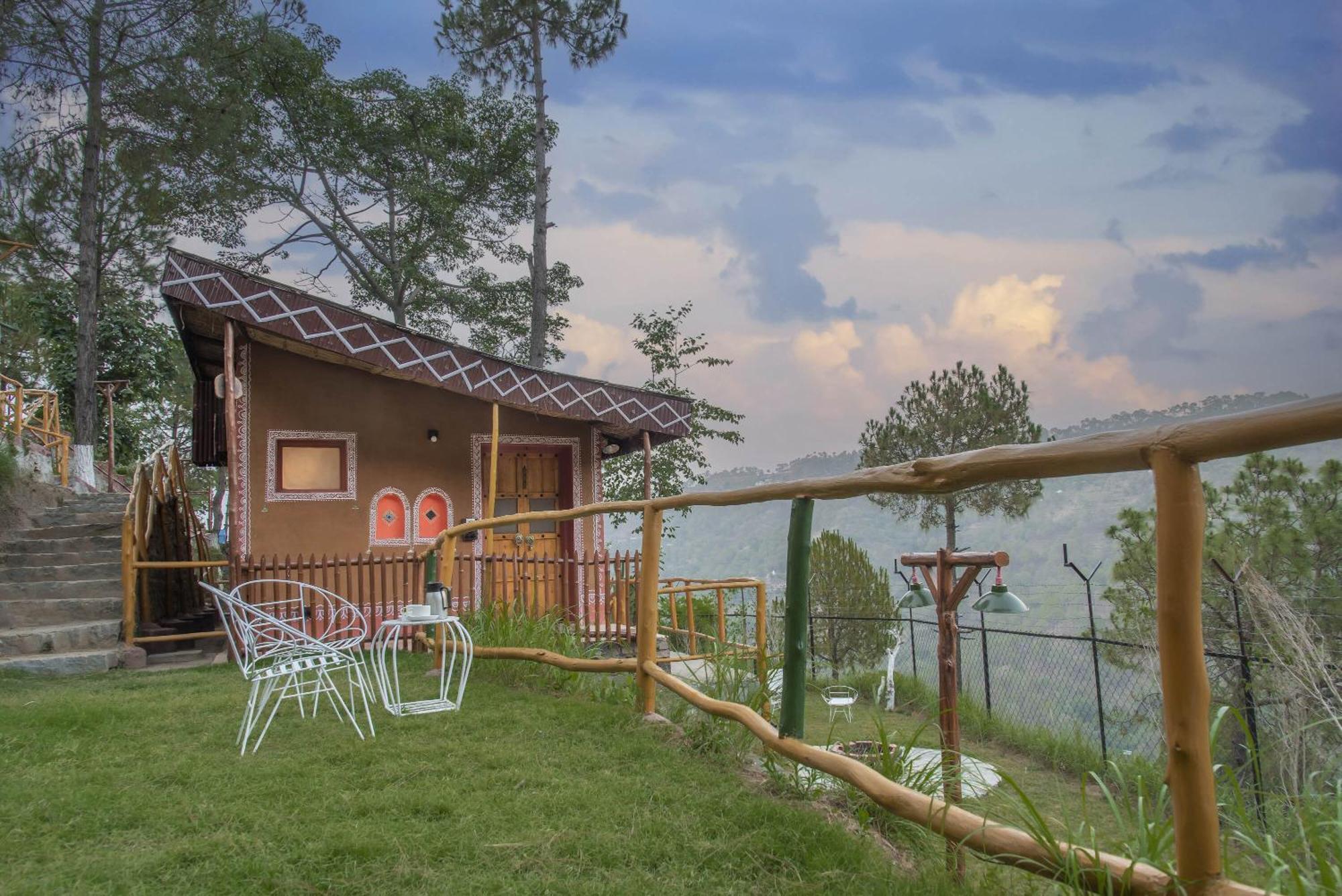 A Kasauli Ggaon By Echor Hotel Екстериор снимка