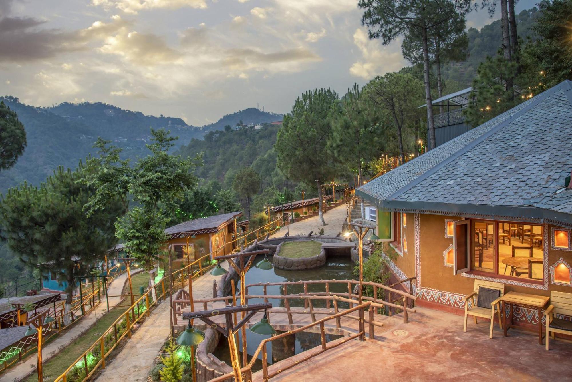 A Kasauli Ggaon By Echor Hotel Екстериор снимка