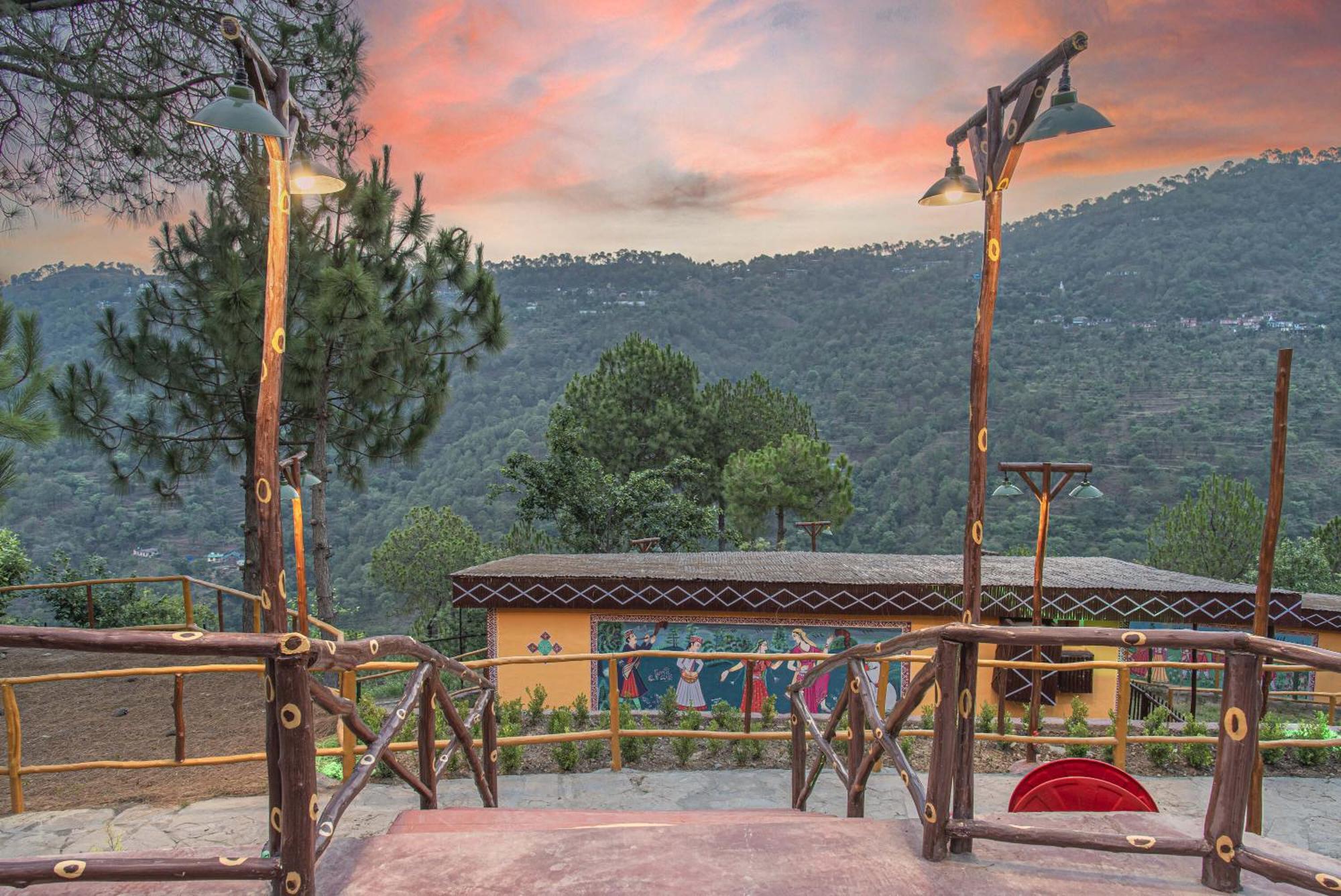 A Kasauli Ggaon By Echor Hotel Екстериор снимка