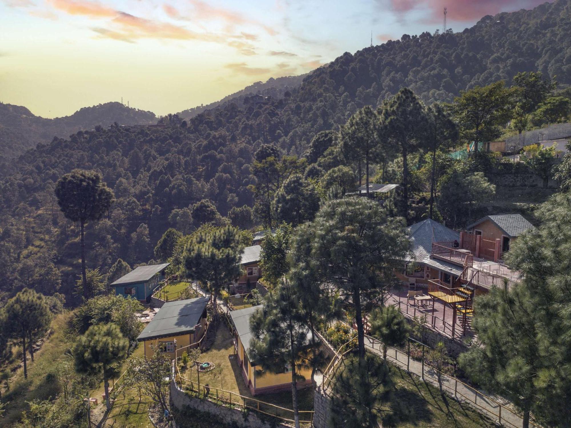A Kasauli Ggaon By Echor Hotel Екстериор снимка